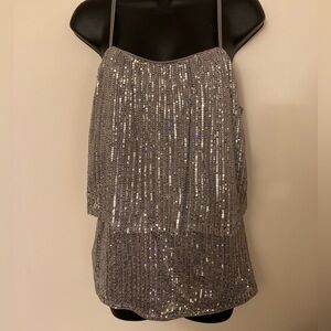 Women’s Sz L Grace Karin top